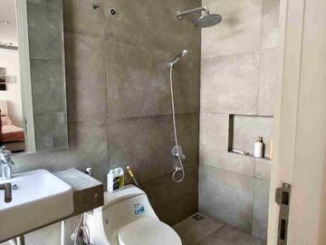 Dijual Rumah 3lt lokasi strategis, dekat tol Full Bangunan Puri 11 Residen Karang Tengah Tangerang