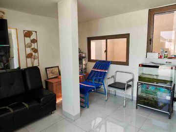 Dijual Rumah 3lt lokasi strategis, dekat tol Full Bangunan Puri 11 Residen Karang Tengah Tangerang