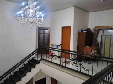 Dijual Cepat Rumah 2 lantai Siap Huni di Boulevard perumahan Taman Pondok Indah Wiyung