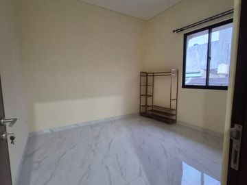 Dijual Rumah Baru Hook 2 Lantai di Sunter Agung, Tanjung Priok Jakarta Utara