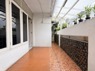 Siap Huni 2 Lantai Rooftop di Cilandak Barat dekat TB Simatupang