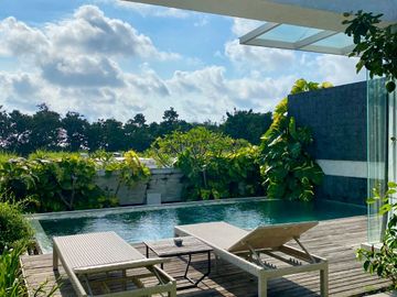 Villa Mewah Uluwatu Bali, Private Villa Dijual Lokasi Premium. baru selesai renovasi, SHM ada di pink zone. bagus untuk investasi ROI tinggi