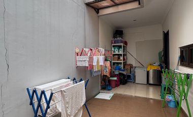 DIJUAL Rumah Siap Huni sudah renov Di The Avani