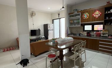 DIJUAL Rumah Siap Huni sudah renov Di The Avani