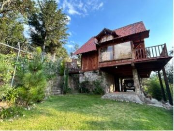 VENDO HERMOSA CABAÑA EN PUEBLO MAGICO TLALPUJAHUA