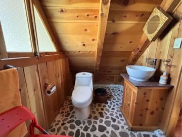 VENDO HERMOSA CABAÑA EN PUEBLO MAGICO TLALPUJAHUA
