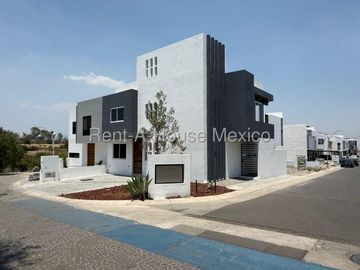 Casa en Venta Juriquilla