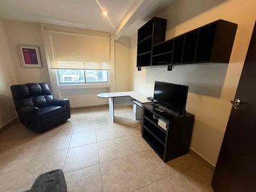 SE RENTA DEPARTAMENTO AMUEBLADO EN SANTA FE JURIQUILLA