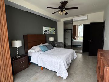 DEPARTAMENTO EN VENTA EN ZONA TEC (MICROPOLIS) MONTERREY NUEVO LEON