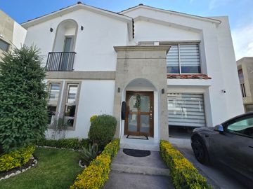 CASA EN VENTA | CONDADO DEL VALLE – BAKEIRA