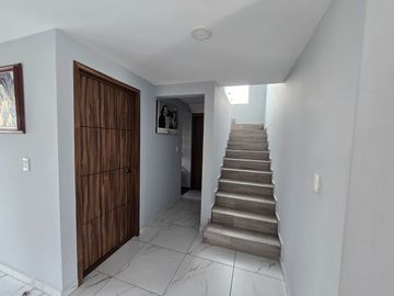 CASA EN VENTA | CONDADO DEL VALLE – BAKEIRA