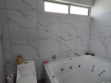 CASA EN VENTA | CONDADO DEL VALLE – BAKEIRA