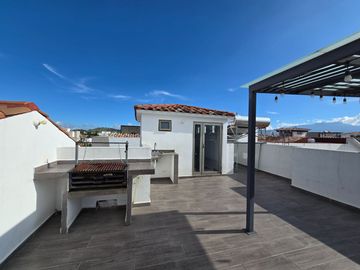 CASA EN VENTA | CONDADO DEL VALLE – BAKEIRA