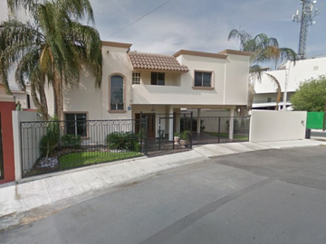 CASA EN VENTA, FRACC. COUNTRY, MONTERREY, NUEVO LEÓN.