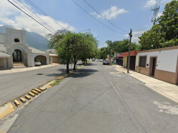 CASA EN VENTA, FRACC. COUNTRY, MONTERREY, NUEVO LEÓN.