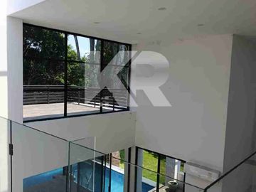 ¡CASA EN RENTA! | VISTA HERMOSA | $45,000.00 MXN MENSUALES. RESIDENCIA CON UBICACIÓN EN ESQUINA, DOBLE ACCESO, SIN SEGURIDAD.