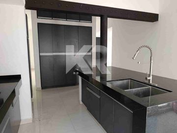 ¡CASA EN RENTA! | VISTA HERMOSA | $45,000.00 MXN MENSUALES. RESIDENCIA CON UBICACIÓN EN ESQUINA, DOBLE ACCESO, SIN SEGURIDAD.