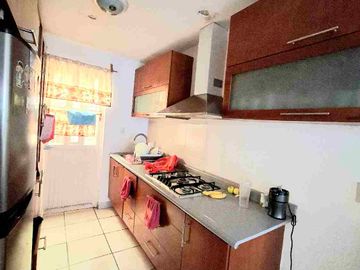 Casa en Venta en Real de los Naranjos sobre Avenida comercial o habitacional