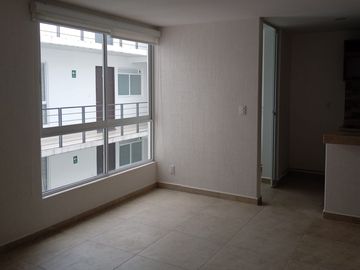 CASA EN EDUARDO MOLINA GUSTAVO A. MADERO