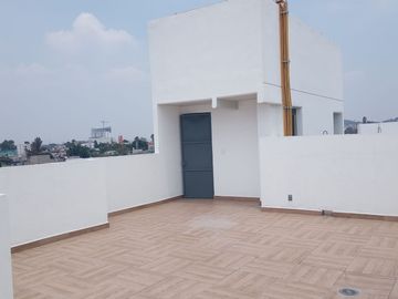 CASA EN EDUARDO MOLINA GUSTAVO A. MADERO