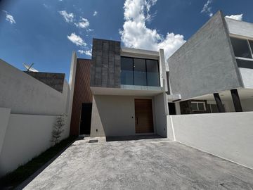 Venta de casa en León Fracc. Mayorazgo.