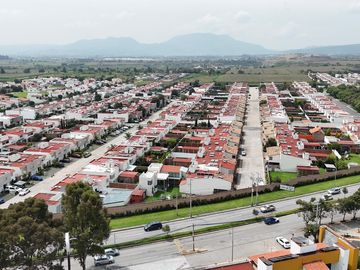 CASA EN VENTA EN BOSQUES DE LAS FUENTES, CALIMAYA, ESTADO DE MÉXICO
