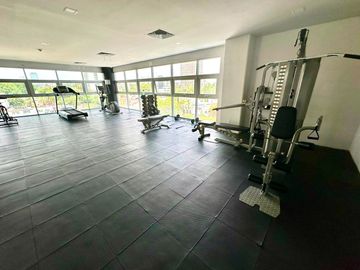 Renta Departamento SemiAmueblado en Col. Ladron de Guevara, Guadalajara, Jal.
