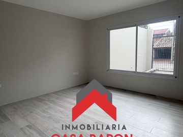 VENTA A ESTRENAR CASA DE CATEGORIA TRES CERRITOS