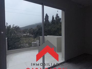 VENTA A ESTRENAR CASA DE CATEGORIA TRES CERRITOS