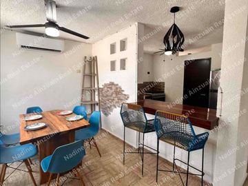 SE RENTA DEPARTAMENTO AMUEBLADO Y REMODELADO. LISTO PARA OCUPAR! MUY CENTRICO, POR AV. KABAH Y LA LUNA. 2 RECÁMARAS, 1.5 BAÑOS.