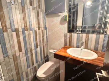SE RENTA DEPARTAMENTO AMUEBLADO Y REMODELADO. LISTO PARA OCUPAR! MUY CENTRICO, POR AV. KABAH Y LA LUNA. 2 RECÁMARAS, 1.5 BAÑOS.