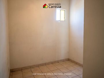 Local comercial en venta | Edificio de dos niveles, punto estratégico | Zona Centro, Ensenada