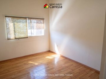 Local comercial en venta | Edificio de dos niveles, punto estratégico | Zona Centro, Ensenada