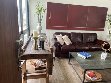 Departamento de 123m2 con balcón, cerca del ABC, Lomas de Memetla