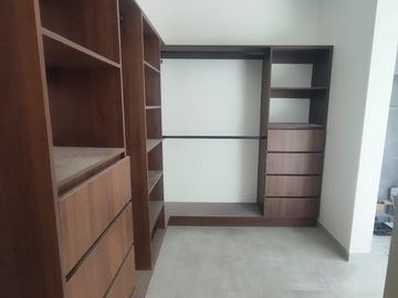 CASA EN PREVENTA  DE 1 PLANTA CON ROOFTOP JULIO  2026  EN RESIDENCIAL MAYORCA COTO CON ALBERCA