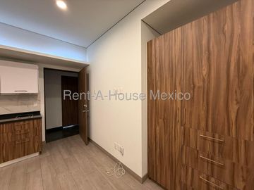 27-208 Departamento tipo Loft Spazio Torre Inn, IH