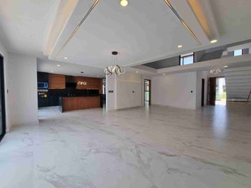 CASA EN VENTA EN LOMAS DE ANGELOPOLIS, PUEBLA