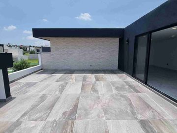 CASA EN VENTA EN LOMAS DE ANGELOPOLIS, PUEBLA
