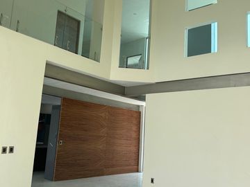 Casa nueva de 550 m2, en venta, alberca, jardín y seguridad en Fracc. Mascareño