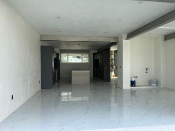 Casa nueva de 550 m2, en venta, alberca, jardín y seguridad en Fracc. Mascareño