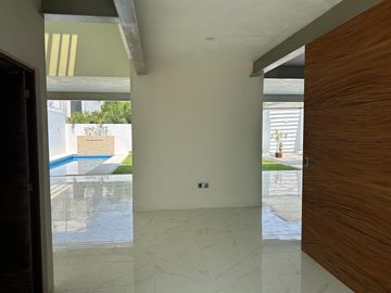 Casa nueva de 550 m2, en venta, alberca, jardín y seguridad en Fracc. Mascareño