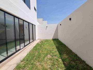 CASA EN VENTA EN LOMAS DE ANGELOPOLIS, PUEBLA
