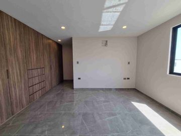 CASA EN VENTA EN LOMAS DE ANGELOPOLIS, PUEBLA
