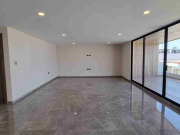CASA EN VENTA EN LOMAS DE ANGELOPOLIS, PUEBLA