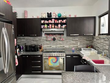 Casa en Venta en Isla Azul | Alberca con Jacuzzi | Casa Inteligente | Totalmente Remodelada