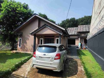 Rumah Villa Desain Mewah Dalam Pedesaan