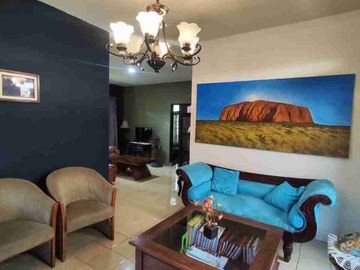 Rumah Villa Desain Mewah Dalam Pedesaan