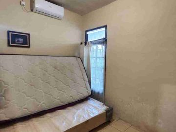 Rumah Villa Desain Mewah Dalam Pedesaan