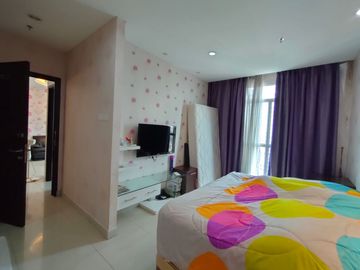 Dijual Cepat Apartemen Central Park 2BR Harga Murah Lokasi Strategis Jakarta Barat