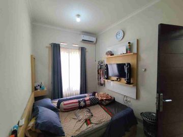 Jual Rumah Siap Huni (Second) 2 Lantai Di Arcamanik Antapani Kota Bandung, Murah Dijual